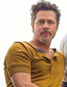 एंजेलिना जोली से तलाक के बाद फिर से डेटिंग कर रहे हैं ब्रैड पिट, जाने किससे