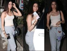 IN PICS: मुस्कुराते हुए कैमरे के सामने आईं खुशी कपूर, ली गईं ये खूबसूरत तस्वीरें