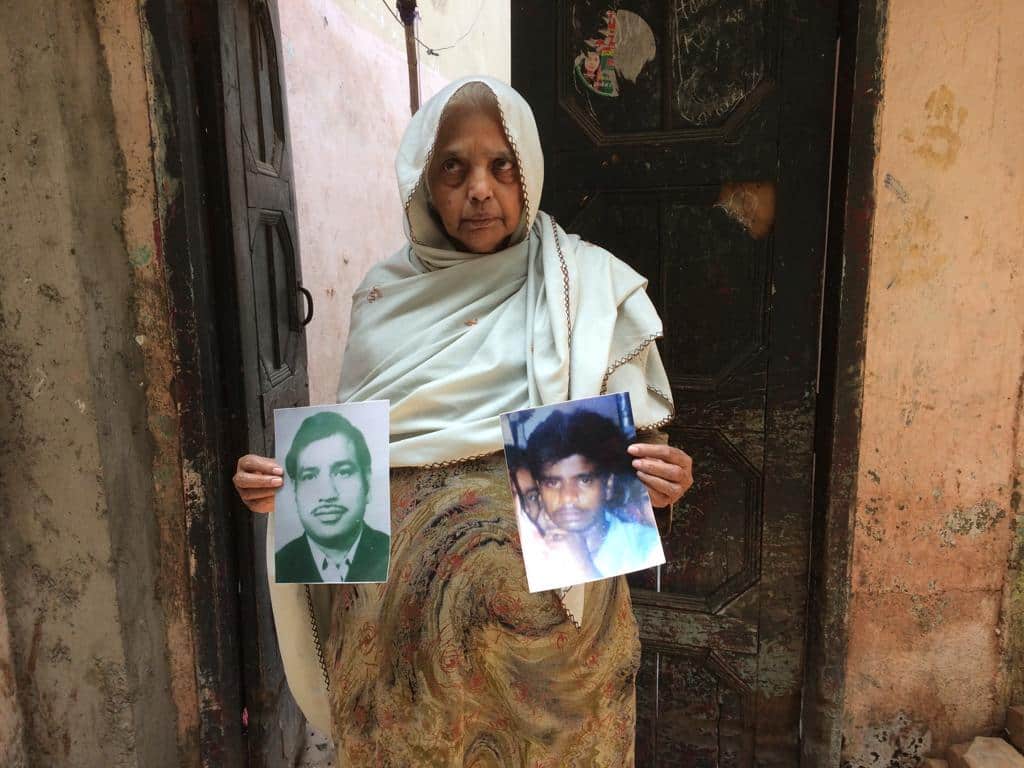 Hashimpura massacre victims statements after delhi high court decision हाशिमपुरा नरसंहार: पति, बेटे को खोने वाली जरीना बोलीं- उम्रकैद नाकाफी, फांसी होनी चाहिए