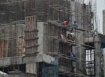 दिल्ली की एयर क्लालिटी \'गंभीर\' स्तर पर पहुंची, कंस्ट्रक्शन पर लगी रोक