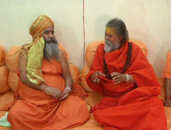 FIR will be lodged against computer Baba by Akhara  और बढ़ीं कम्प्यूटर बाबा की मुश्किलें, अखाड़ा परिषद दर्ज कराएगा एफआईआर