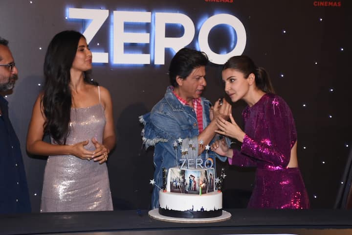 शाहरुख के बर्थडे पर रिलीज हुए उनकी फिल्म के ट्रेलर को भी काफी अच्छा रिस्पॉन्स मिल रहा है. (तस्वीर: मानव मंगलानी)