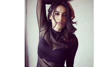 सुरभि ज्योति की इस कातिलाना अंदाज़ से नजरें नहीं हटा पाएंगे आप