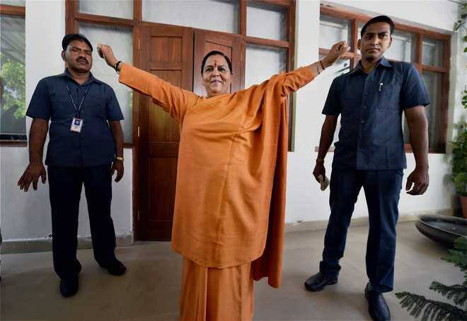 उमा भारती ने कहा- रामजन्मभूमि के पास मस्जिद बनी तो असहिष्णु हो जाएंगे हिंदू, परमहंस ने दी आत्मदाह की धमकी building mosque close to Ram temple can make Hindus ‘intolerant’ says Uma Bharti उमा भारती ने कहा- रामजन्मभूमि के पास मस्जिद बनी तो असहिष्णु हो जाएंगे हिंदू, परमहंस ने दी आत्मदाह की धमकी