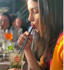 अपनी बैचलर पार्टी में HOT अंदाज में पहुंची प्रियंका, सास ने कमेंट कर कहा- अच्छी बहू बनना