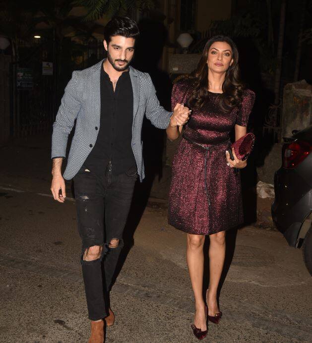 बता दें कि दशहरा के मौके पर भी रोहमन शॉल सुष्मिता सेन के साथ दुर्गा पंडाल पहुंचे थे. (तस्वीर: मानव मंगलानी)