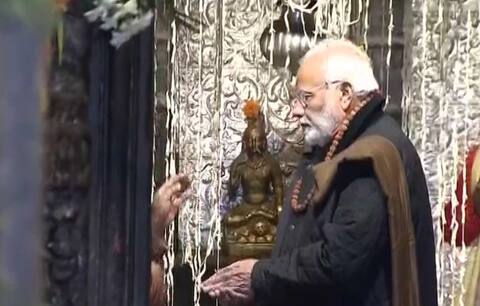 PM मोदी ने केदारनाथ मंदिर में की पूजा-अर्चना, विकास कार्यों का लिया जायजा PM मोदी ने केदारनाथ मंदिर में की पूजा-अर्चना, विकास कार्यों का लिया जायजा