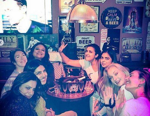  ये सभी तस्‍वीरें सोशल मीडिया पर खूब वायरल हो रही हैं. फोटोः इंस्टाग्राम