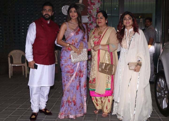 अर्पिता की दीवाली पार्टी में शिल्पा शेट्टी भी अपने पूरे परिवार के साथ पहुंचीं. इस दौरान उनकी मां, पति राज कुंद्रा और बहन शमिता शेट्टी दिखाईं दीं. (तस्वीर: मानव मंगलानी)