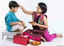 Bhai Dooj Today: इस शुभ मुहूर्त में करें भाई को टीका, मां यमुना के वरदान के बाद से शुरु हुई थी परंपरा
