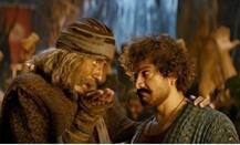 Thugs of Hindostan ने Box Office पर तोड़े सारे रिकॉर्ड, पहले ही दिन लगाई हाफ सेंचुरी