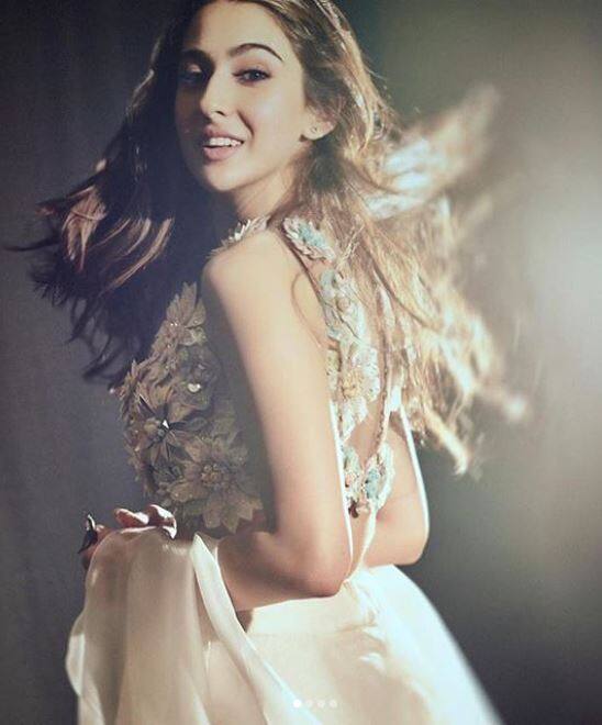 सारा इस दौरान बेहद खूबसूरत दिखाई दे रही थी. (Photo: saraalikhan95)