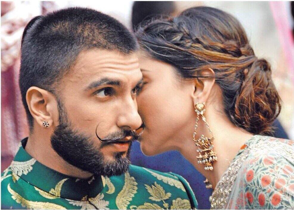 दीपिका पादुकोण और रणवीर सिंह ने शादी के सभी फंक्शन और ज्वैलरी का Insurance कराया Ranveer Deepika Wedding functions and jewellery insurance with all risk policy here are the complete details दीपिका पादुकोण और रणवीर सिंह ने शादी के सभी फंक्शन और ज्वैलरी का Insurance कराया