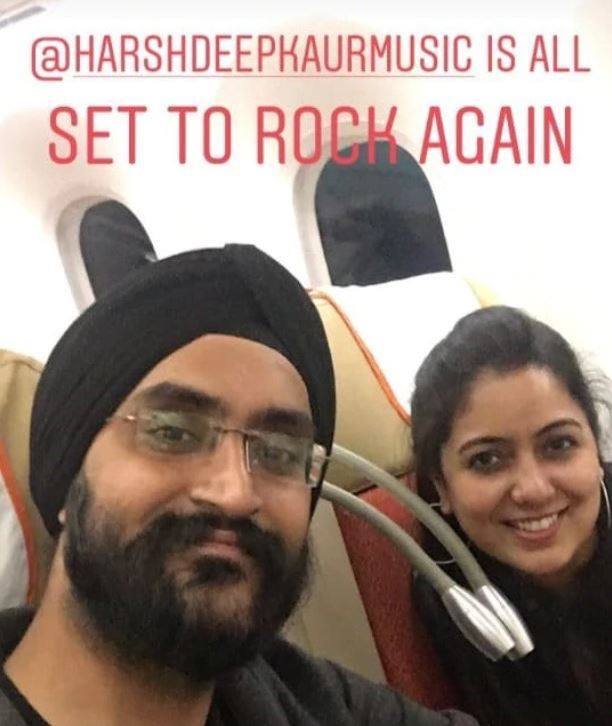 इस शादी को दीपिका और रणवीर पूरी तरह से निजी रखना चाहते हैं इसी लिए वहां से उनकी अब तक कोई तस्वीर सामने नहीं आई है. हालांकि उनके शादी में परफॉर्म करने गए संजोय घोष ने ट्विटर पर वहां से तस्वीर पोस्ट कर दी जिसे बाद में हटा लिया गया. इस शादी में हर्षदीप कौर भी परफॉर्म करने वाली हैं. (तस्वीर: इंस्टाग्राम)