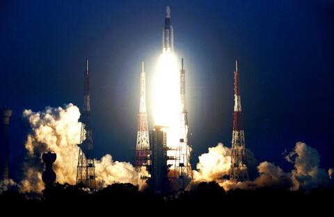 ISRO ने लॉन्च किया GSAT-29 सैटेलाइट: J&K और पूर्वोत्तर भारत में संचार जरूरतों को पूरा करेगा ISRO ने लॉन्च किया GSAT-29 सैटेलाइट: J&K और पूर्वोत्तर भारत में संचार जरूरतों को पूरा करेगा