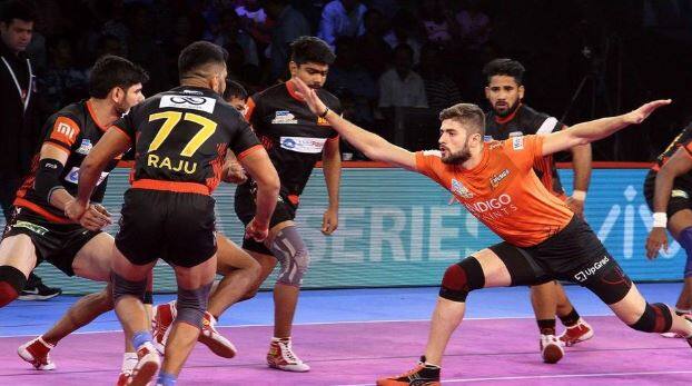 Pro Kabaddi League 2018: Yu Mumba defeats Bengaluru Bulls by 32-29 Pro Kabaddi League 2018: यू मुंबा ने बेंगलुरु बुल्स को 32-29 से दी मात