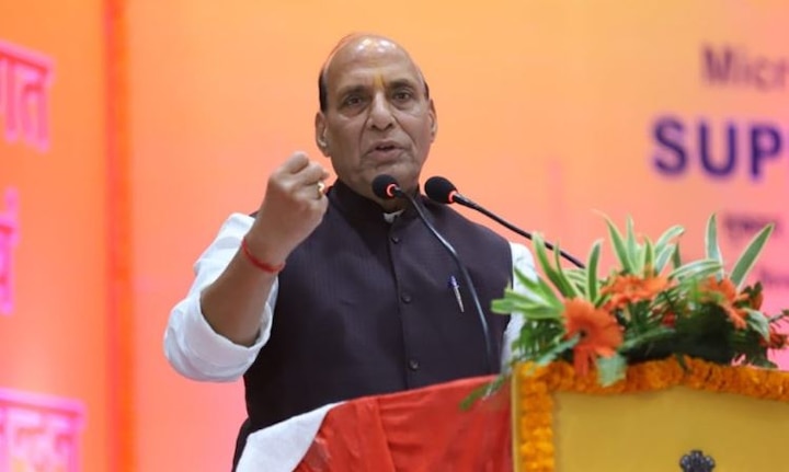 Rajnath Singh said, if Pakistan fired a bullet, then Indian Army fired 100 bullets. राजनाथ सिंह कि पाक को दो टूक, बोले- वो एक गोली चलाते हैं तो हम 100 गोली से जवाब देते हैं