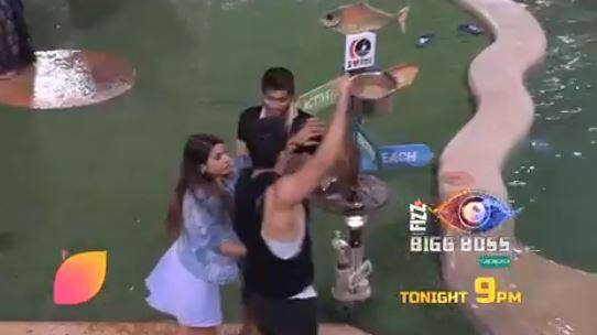 Romil become the new captain of the house bigg boss 12 बिग बॉस 12: शो में आया ट्विस्ट, ये कंटेस्टेंट बना नया कैप्टन