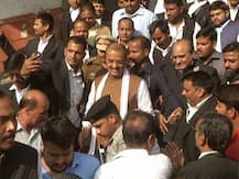 तीन मुकदमों में तीन घंटे तक ज्यूडिशियल कस्टडी में रहे केशव प्रसाद मौर्य, जमानत पर हुए रिहा