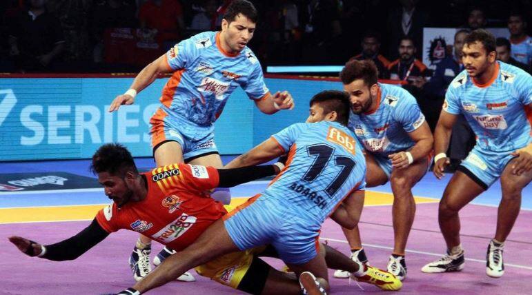 Pro Kabaddi League 2018: गुजरात फॉर्च्यून जायंट्स ने बंगाल वॉरियर्स को हराकर शानदार आगाज किया