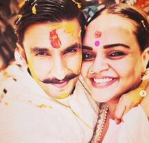 रणवीर-दीपिका शादी की इनसाइड तस्वीरें, मेहमानों के साथ खूब मजे कर रहे हैं दोनों