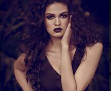 ऋितिजा मालवंकर ने इस खास ड्रेस में सोशल मीडिया पर लगाई आग