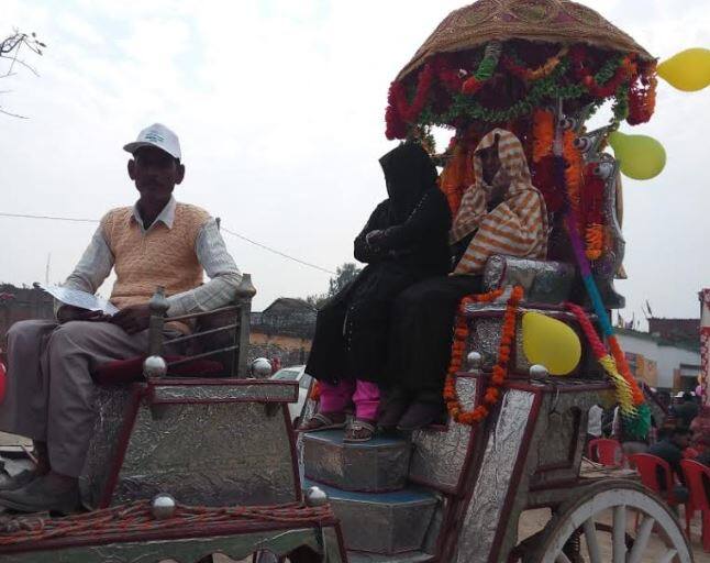 वर्ल्ड टॉयलेट डे: बरेली में हुआ 'टॉयलेट ब्यूटी कॉन्टेस्ट', सजाए गए इज़्ज़तघर