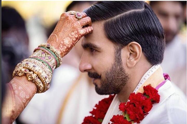 ये तस्वीर कोंकणी रीति रिवाज से हुई शादी के दौरान की है.