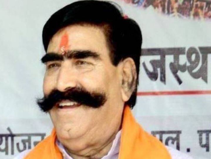 Rajasthan Assembly Election 2018: BJP MLA Gyandev Ahuja has now been appointed BJP's state vice president राजस्थान: JNU में कंडोम की संख्या बताने वाले MLA ज्ञानदेव आहूजा को बीजेपी ने बनाया प्रदेश उपाध्यक्ष