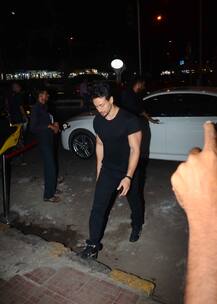 Tiger Shroff से लेकर Sonu Sood तक, इन महंगी गाड़ियों के मालिक हैं ये बॉलीवुड स्टार