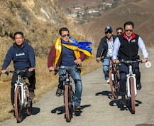 VIDEO: शूटिंग से ब्रेक मिलते ही प्राइवेट प्लेन से अरुणाचल प्रदेश पहुंचे सलमान खान, किया एडवेंचर