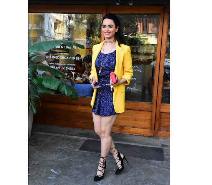 सौंदर्या ने मीडिया से एक बयान में कहा, 