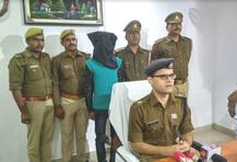 गोरखपुरः पंद्रह हजार का ईनामी लुटेरा गिरफ्तार, पांच लाख रुपए की लूट में था शामिल