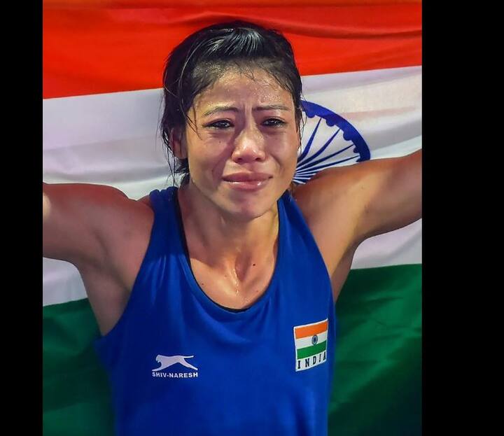 दूसरे राउंड में दोनों ने आक्रामकता दिखाई और राइट जैब के साथ हावी होने की कोशिश की. दोनों खिलाड़ियों की रणनीति एक जैसी रही. शुरुआत में हना ने अच्छे पंच मारे जो सटीक रहे. हालांकि, दूसरे राउंड के आखिर में मैरी कॉम ने दूरी बनाते हुए अपने लिए मौके बनाए और फिर समय पर पंच मार प्वाइंट बटोरे. तस्वीर: पीटीआई