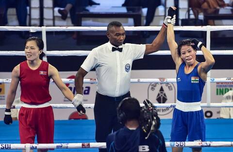 World Boxing Championship: मैरी कॉम ने छठी बार विश्व चैम्पियनशिप जीतकर रचा इतिहास World Boxing Championship: मैरी कॉम ने छठी बार विश्व चैम्पियनशिप जीतकर रचा इतिहास