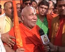 अयोध्या:  स्वामी राम भद्राचार्य का दावा, \'मोदी के बड़े मंत्री ने दिया भरोसा, 11 दिसंबर के बाद मंदिर पर होगा बड़ा एलान\'