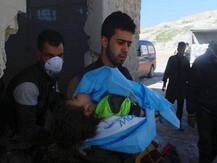 सीरिया: \'विषैली गैस\' के हमले के बाद सैकड़ों लोगों को सांस लेने में हुई दिक्कत, अस्पताल में भर्ती