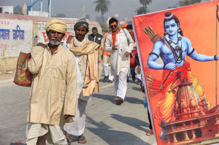 मंदिर निर्माण मुहिम बढ़ाने के संकल्प के साथ पूरी हुई विहिप की ‘धर्म सभा‘ Ayodhya: VHP Dharm Sabha completed with the oath to built Ram Mandir मंदिर निर्माण मुहिम बढ़ाने के संकल्प के साथ पूरी हुई विहिप की ‘धर्म सभा‘