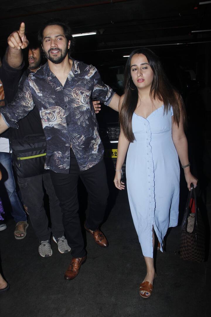 काफी समय से वरुण धवन और नताशा एक दूसरे को डेट कर रहे हैं.