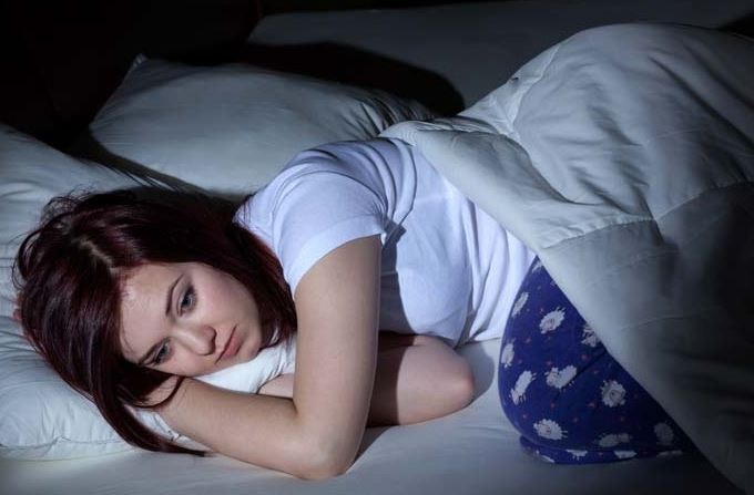 Health news: If you are upset with insomnia so maybe you are worried about these three things अगर रात में नींद ना आने से हैं परेशान तो इन तीन चीजों को करें कंट्रोल, जल्द होगा फायदा