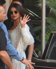 शुरू हुई शादी की रस्में, मंगेतर निक के साथ मां के घर में पूजा के लिए पहुंची प्रियंका