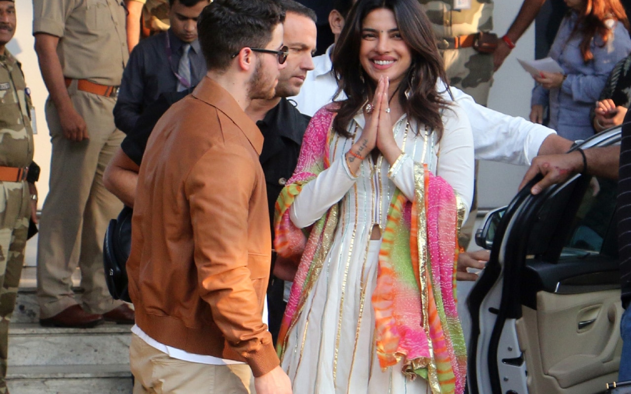 Priyanka-Nick Wedding : संगीत सेरेमनी के लिए एक्साइटेड हैं सभी मेहमान, उम्मेद पैलेस की INSIDE तस्वीरें आईं सामने