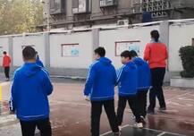 11 साल की ये बच्ची है 6 फुट 10 इंच लंबी, जानें कौन है ये