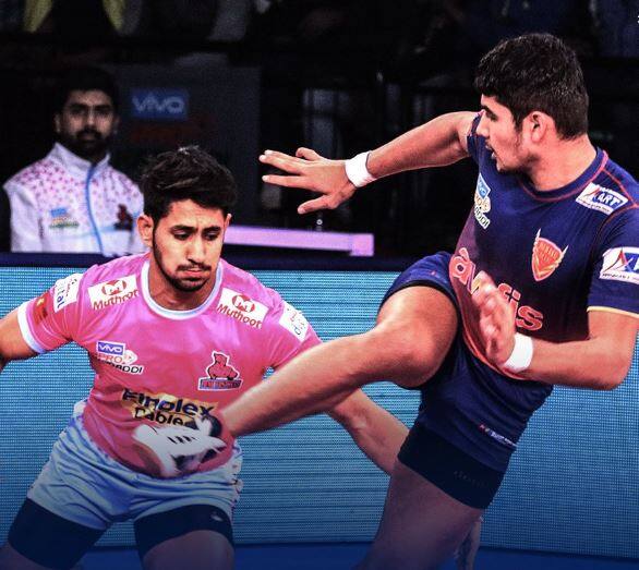 Pro Kabaddi League 2018 Dabang Delhi KC beat Jaipur Pink Panthers Pro Kabaddi League: अपने घर में दिल्ली का धमाकेदार आगाज, जयपुर को 48-35 से हराया