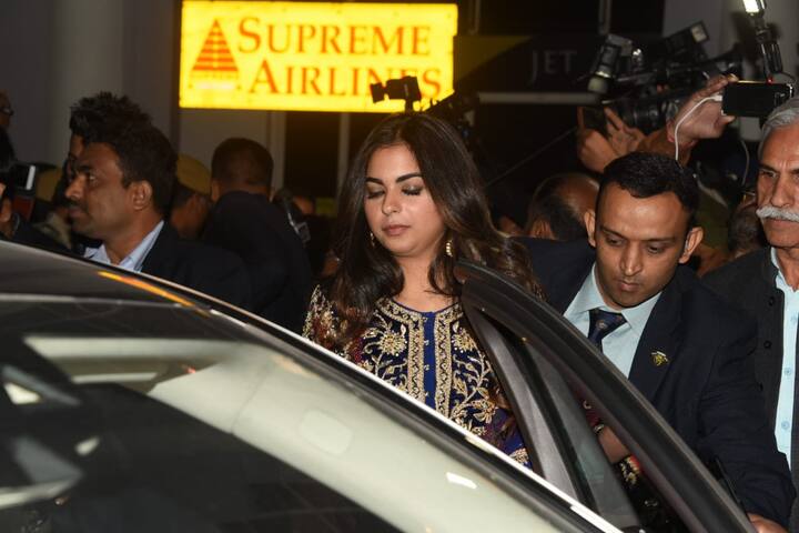 रात 9 बजे से 11 बजे तक सिंगर मानसी स्कॉट लाइव परफॉर्म करेंगी. (तस्वीर: मानव मंगलानी)