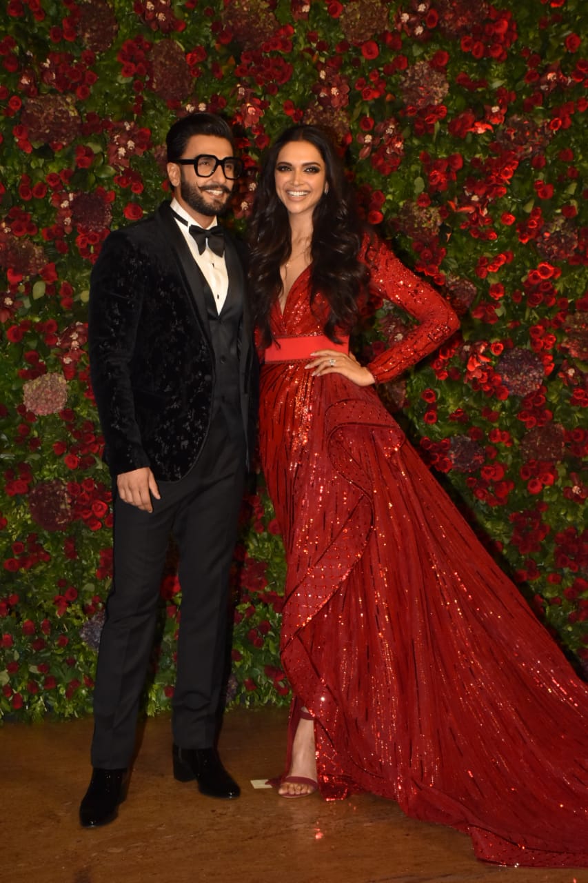 DeepVeer की Wedding Party में गर्लफ्रेंड शिबानी दांडेकर का हाथ थामे पहुंचे फरहान अख्तर