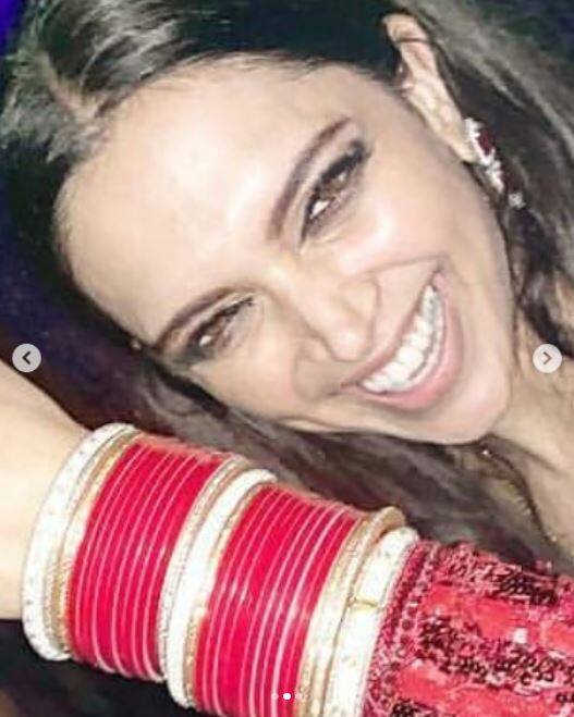 पार्टी में दीपिका के हाथों में चूड़ा और गले में मंगलसूत्र साफ दिखाई दे रहा है.