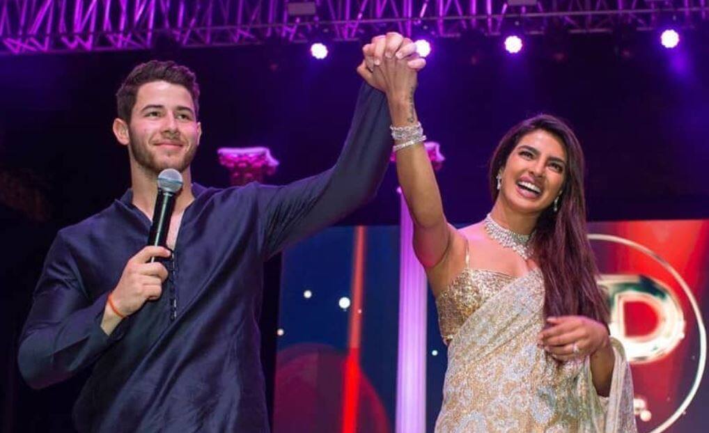 जोधपुर में निक जोनास संग शादी के बाद आज दिल्ली में ग्रैंड रिसेप्शन देंगी प्रियंका चोपड़ा priyanka chopra will throw a grand reception in delhi today, pm modi can attend जोधपुर में निक जोनास संग शादी के बाद आज दिल्ली में ग्रैंड रिसेप्शन देंगी प्रियंका चोपड़ा