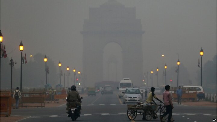 दिल्ली वालों ने महसूस किया इस साल की सबसे ठंडी सुबह, 5.1 डिग्री रहा पारा weather update minimum temperature in delhi 5 1 degrees cold storm may begins दिल्ली वालों ने महसूस किया इस साल की सबसे ठंडी सुबह, 5.1 डिग्री रहा पारा