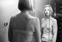 इस महिला ने मोटापे से परेशान हो किया वजन कम, अब हो गई है डिप्रेशन का शिकार